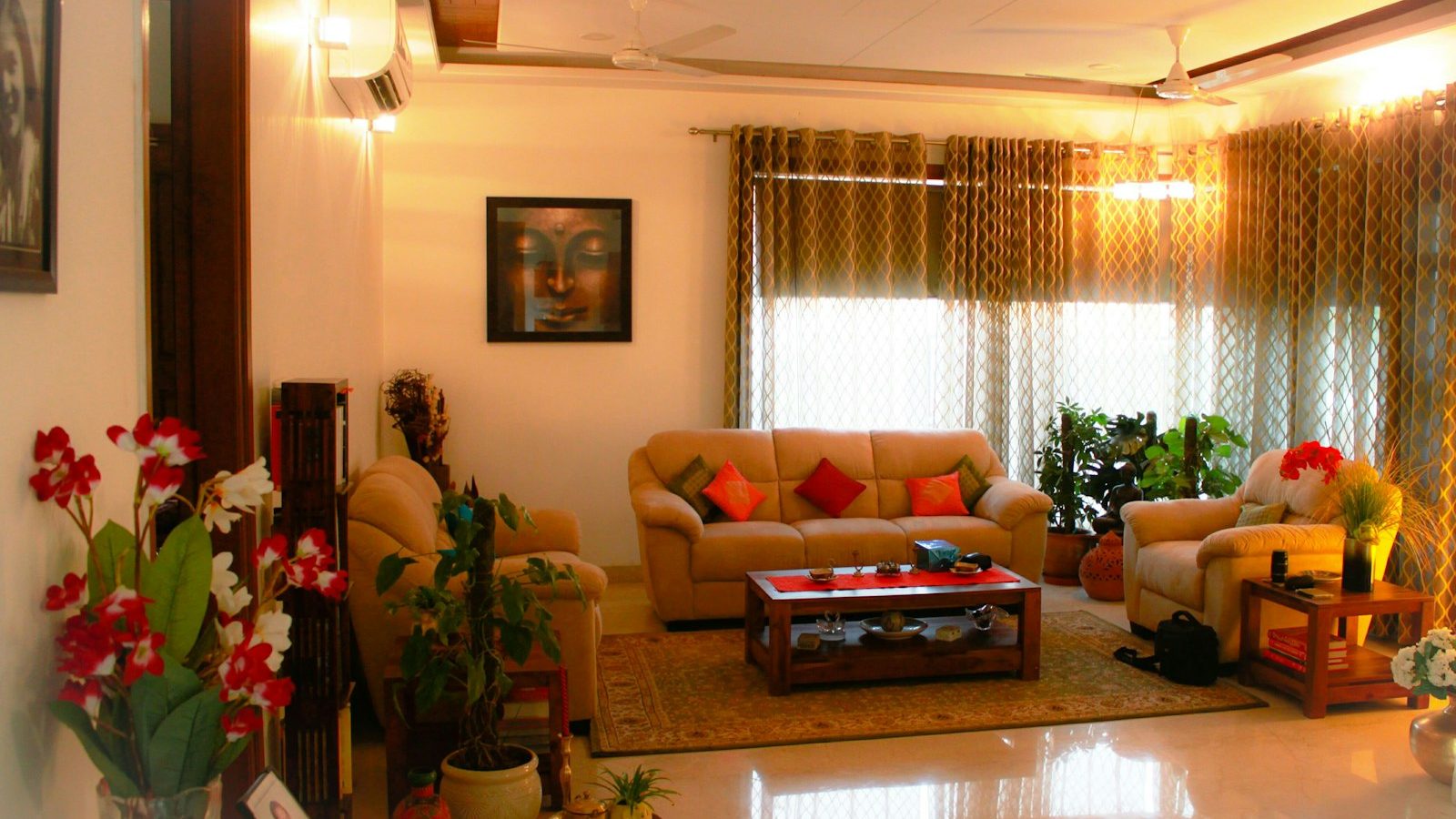Living room with a ductless mini-split indoor unit