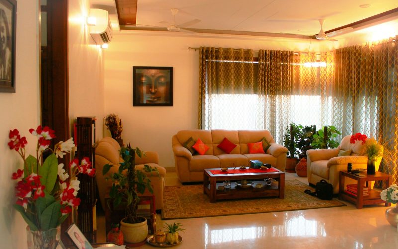 Living room with a ductless mini-split indoor unit